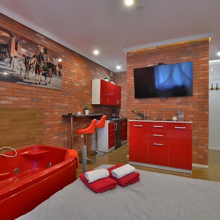 Jacuzzi Apartment Red Krakow Dış mekan fotoğraf