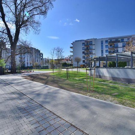Jacuzzi Apartment Red Krakow Dış mekan fotoğraf